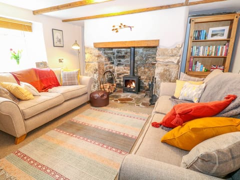 Cottage | Living room | TV