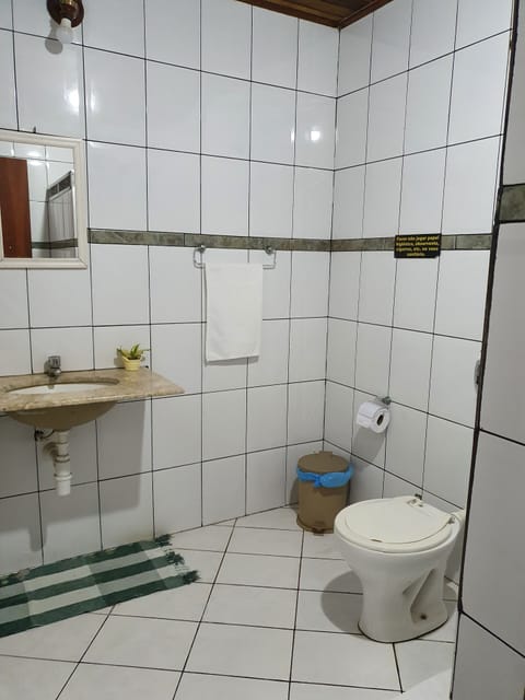 Superior Quadruple Room, Ocean View | Bathroom | Shower, towels