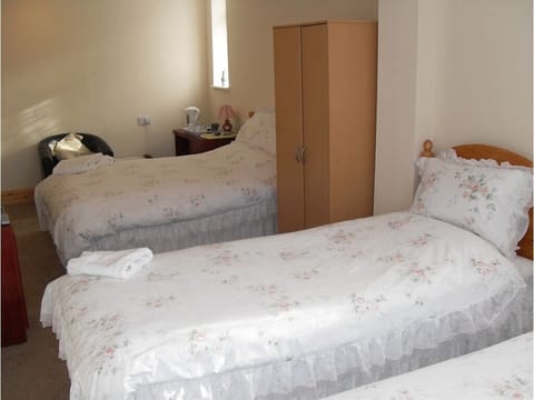 Suite, Ensuite (Sleeps up to 5)