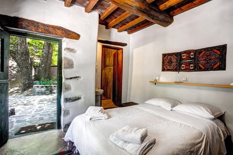 Standard Double Room | Egyptian cotton sheets, premium bedding, pillowtop beds