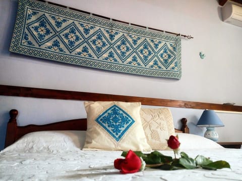 Comfort Room (Private External Bathroom) | In-room safe, iron/ironing board, free WiFi, bed sheets