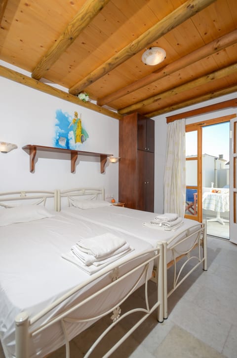 Standard Studio | In-room safe, soundproofing, iron/ironing board, free WiFi