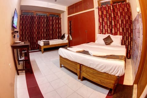 Economy Room | Soundproofing, free WiFi