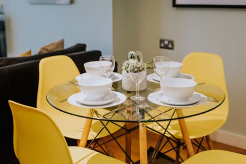 The Garden Apartment | Dining room