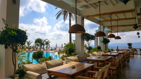 Sundeck