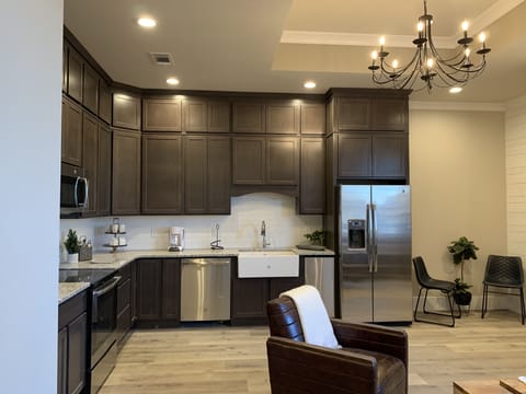 Fridge, microwave, dishwasher, coffee/tea maker