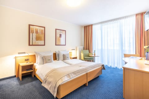 Standard Double or Twin Room | Hypo-allergenic bedding, minibar, in-room safe, desk