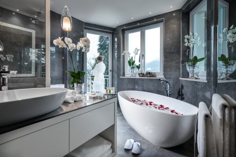 Free toiletries, hair dryer, bathrobes, slippers