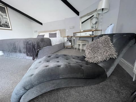 Apartment, Ensuite (Top floor)