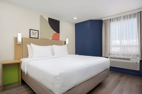 Desk, free WiFi, bed sheets, alarm clocks