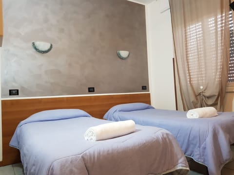 Standard Room, 2 Twin Beds | In-room safe, desk, soundproofing, iron/ironing board (on request)