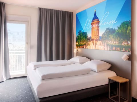 Double Room | 1 bedroom, desk, blackout drapes, soundproofing