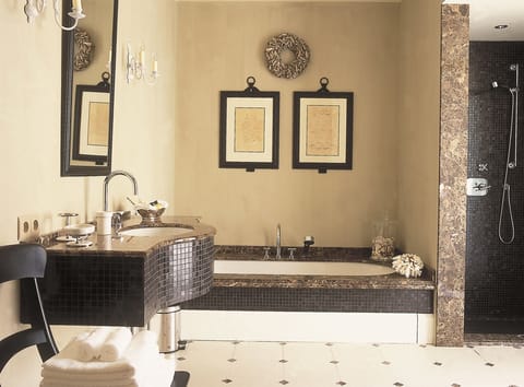 Free toiletries, hair dryer, bathrobes, slippers