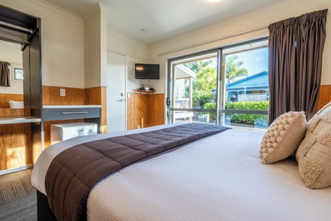 Apartment, 2 Bedrooms | Free WiFi