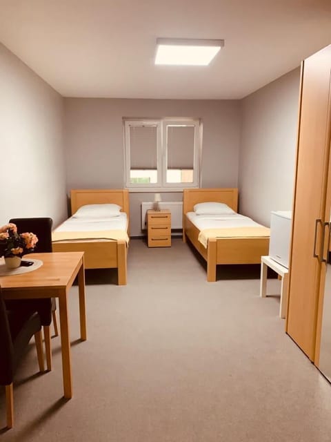 Twin Room | Soundproofing, free WiFi