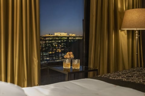 In-room safe, desk, blackout drapes, soundproofing