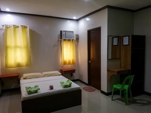 Standard Room | Free WiFi