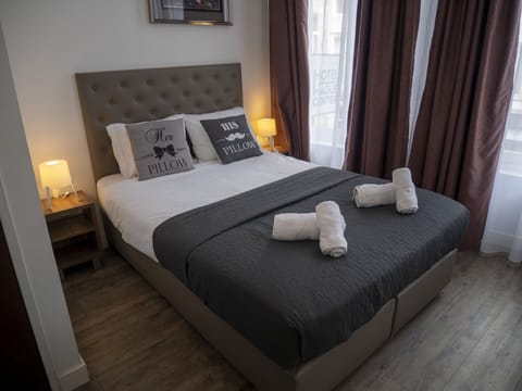 Economy Room | In-room safe, desk, soundproofing, free WiFi