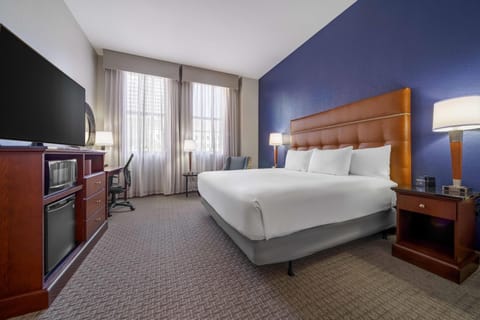 Room, 1 King Bed, Accessible (Roll in Shower) | Desk, laptop workspace, blackout drapes, iron/ironing board