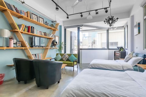 Deluxe Quadruple Room, Balcony (with private bathroom outside room) | Interior