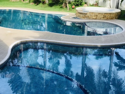 2 indoor pools