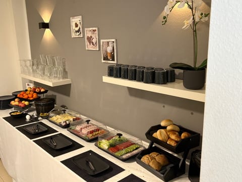Daily buffet breakfast for a fee