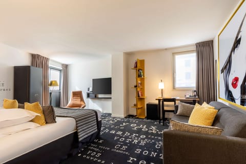 Superior Room, 1 Queen Bed, Non Smoking (with Sofabed) | In-room safe, desk, laptop workspace, soundproofing