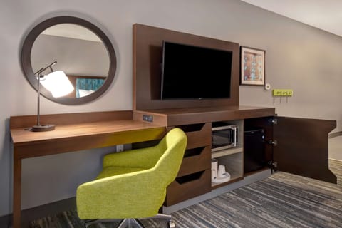 Room, 1 King Bed, Accessible, Non Smoking (Roll-In Shower) | Desk, laptop workspace, blackout drapes, iron/ironing board