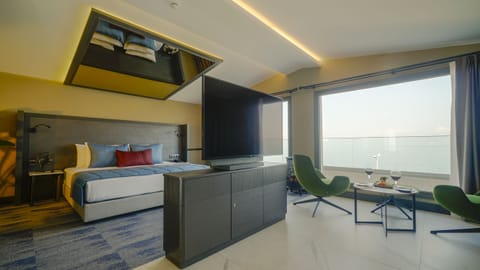 Panoramic Double Room (Penthouse) | Living area