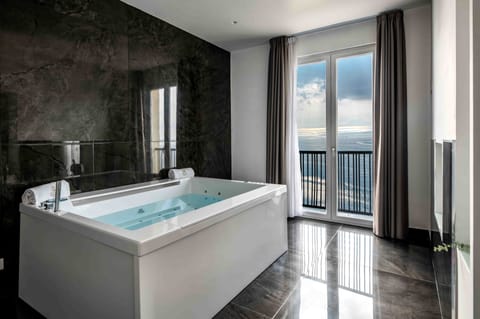Exclusive Studio Suite, Jetted Tub, Sea View | View from room