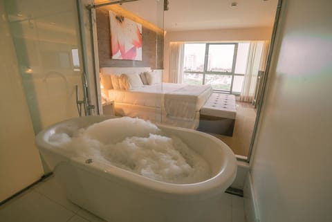 Deluxe Double Room, Jetted Tub | View from room