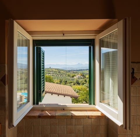 Gelsomino Apartment, mountain view | Bathroom | Shower, rainfall showerhead, hair dryer, bidet