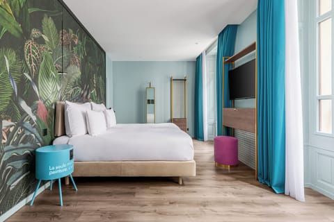 Luxury Double Room | Premium bedding, pillowtop beds, in-room safe, desk