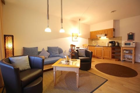 Apartment, 1 Bedroom, Balcony (Wank) | Private kitchen | Fridge, microwave, stovetop, coffee/tea maker