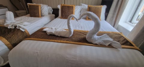 Free WiFi, bed sheets