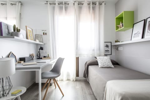 Superior Twin Room | Desk, laptop workspace, iron/ironing board, free WiFi
