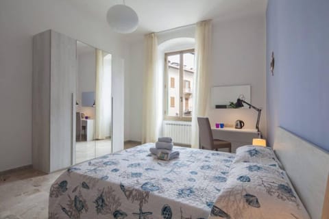 Standard Double Room, Shared Bathroom (Portovenere) | Room amenity