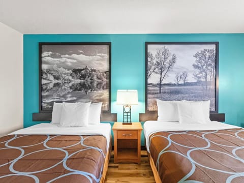 Room, 2 Queen Beds, Non Smoking | 1 bedroom, desk, blackout drapes, free WiFi