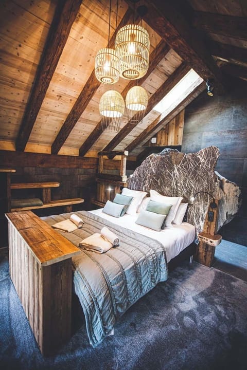 Standard Room, Balcony, Mountain View