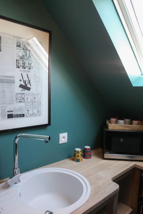 Studio (Mario) | Bathroom sink