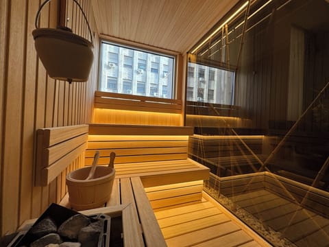 Superior Apartment, 1 Bedroom, Sauna | Bathroom | Free toiletries, hair dryer, bathrobes, slippers
