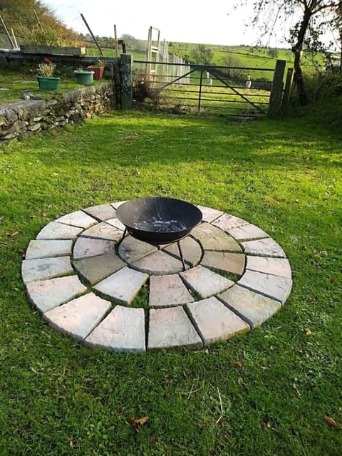 Cottage | Property grounds