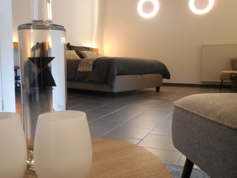 Family Room | Hypo-allergenic bedding, down comforters, Select Comfort beds, minibar