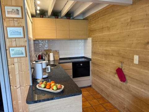 House | Private kitchen | Microwave, dishwasher, electric kettle