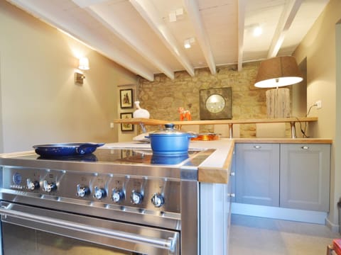 House | Private kitchen