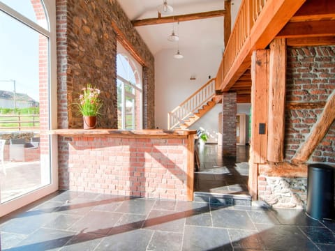 House | Reception