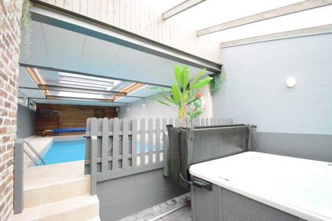 House | Spa treatment