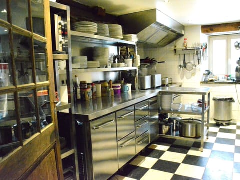 House | Private kitchen | Fridge, dishwasher, highchair