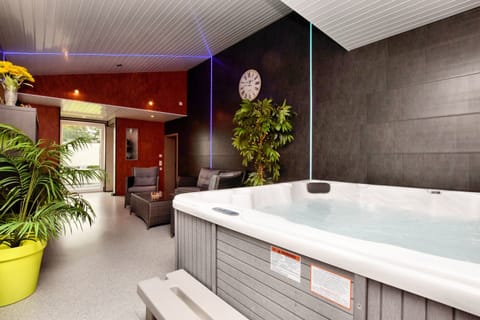 House | Spa treatment
