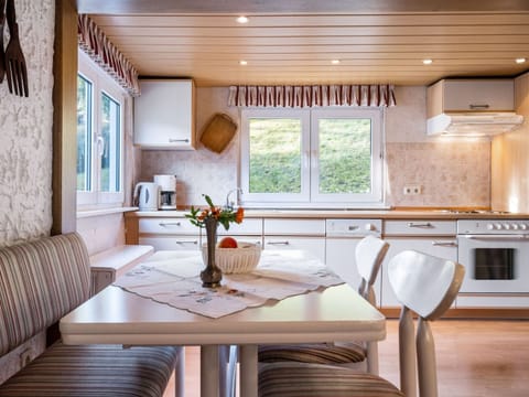House | Dining